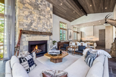 68123e6e72b992f8cf27a71a4b801814-full