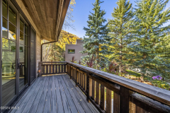 a0059c4d06a5631332087eb8d8f596f3-full