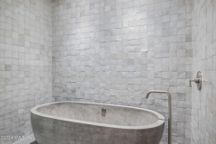 b6f3895d9d3f664b919e442dc48a6fc9-full