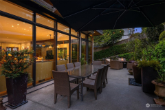 28fb2cce4194efce064b516fa7e37cd0-full