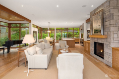 7102c768068df29c77bae70485c74c8f-full