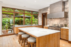 9495ecba805fcf26cef8d45ef35d447e-full