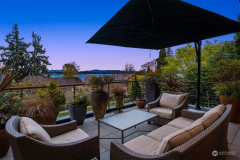 afb4f1e8c8d241aece159777bd9c1221-full