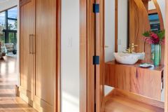 c77aa1ea41b170006bad33d9ca538052-full