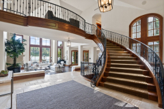 c698f7d312eb48c5e368d43d91cc62a6-full