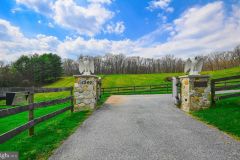 a9ae628d1d523dd09ca8fac445779924-full