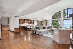 39b4d7c80e2e99f8c09f252d3e4d78e3-full