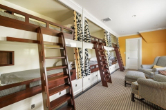 3afde754d683e85cdf48fdd9d456df1b-full