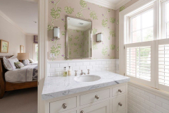 ed055b91db6a3fccbeae711bc7ed46fe-full