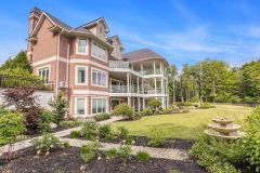 57e03dd612f137a6ce9959794428bac3-full