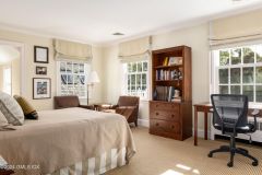 e04af31c512f127fe4c3cd639154f2e1-full