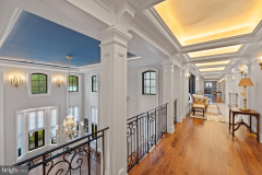 f0894170fa3bd44c257dd8f0c5a672ef-full