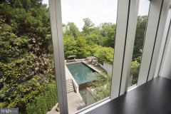 38ea5a299b94373a4f58c3fb1d3c23d8-full