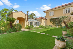 724929cca51fe2b4aee50052c52e51f0-full