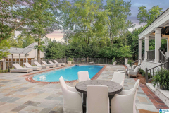 5878a55bbaad18de9677e8ed9e45f546-full