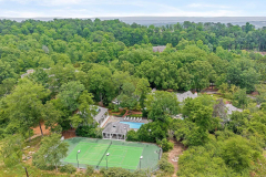 e9ed60115d3575fcdded137b4dc9520f-full