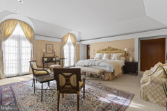 267553904eec9642e78978220aa915d3-full