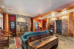 306ee6939992a9d78d51e378b0672a8b-full