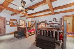 c32c07a9db77dcb0f4131788c82f12be-full