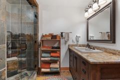 f57b51c4bb8321c416354fae1fef90f6-full