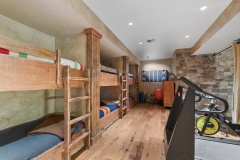 013_307NorthernLights_2013_Custom_Resized_434360191_600x400zip_600x400