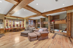 015_307NorthernLights_2015_Custom_Resized_434360191_600x400zip_600x400