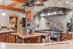 049_307NorthernLights_2050_Custom_Resized_434360191_600x400zip_600x400