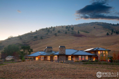 330a8319b77fd4eb3e8c4a02a221c7b7-full