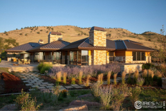 c03233084713cfeb5b5d99d557dfd81e-full