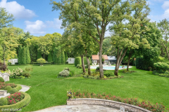 e300dce5b6cd89e35cd9e0b7c2442c97-full