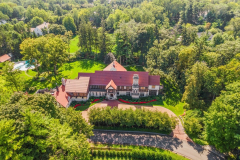 e32161f75cf96f40654937c888296597-full