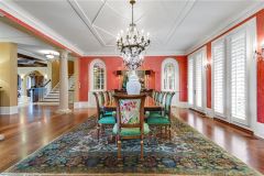 2f1790bad806e93488edbefc71b60e9f-full