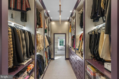 40b6b527a45e54e84741bc1de139069c-full