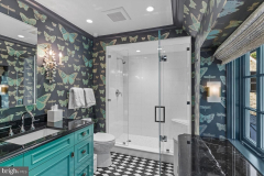 865800f2afd48ed408607407291038ff-full