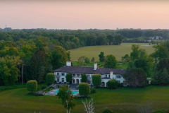 323e39ac9ef4de87a20de62bdd4e60d7-full