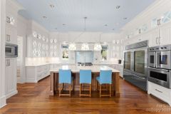 1b803085ffd50153fa7dbd129e7bf932-full