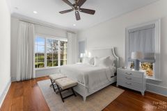 2de60f8edb8cf91b39bf2334723363f9-full