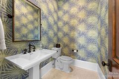 8de02accb2cf8ec62da4aa2c4093eea3-full