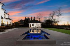 c1c4e6635c90f5d86e51db2d10b54320-full