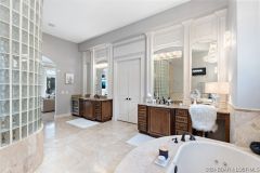 eeaca6c55652b5ff49982f7354ac7d09-full