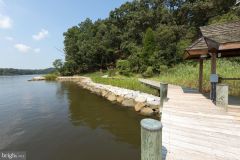 190cb64c7193cd38efcde3a7395da150-full