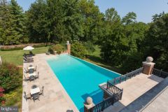 1c927035b00d34f913db9fddde7180db-full