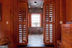 359baefdfa265939aa8c7f31c5236053-full