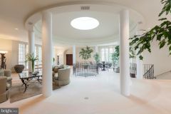 56081367c11ae4999b6c0bffa025d2a6-full